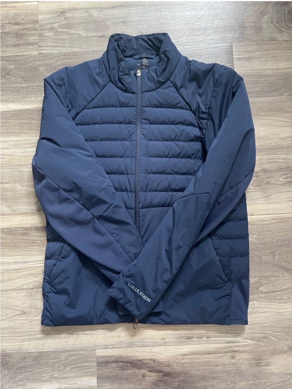 lululemon athletica Men's Navy Quilted Lightweight hybrid puffer Jacket